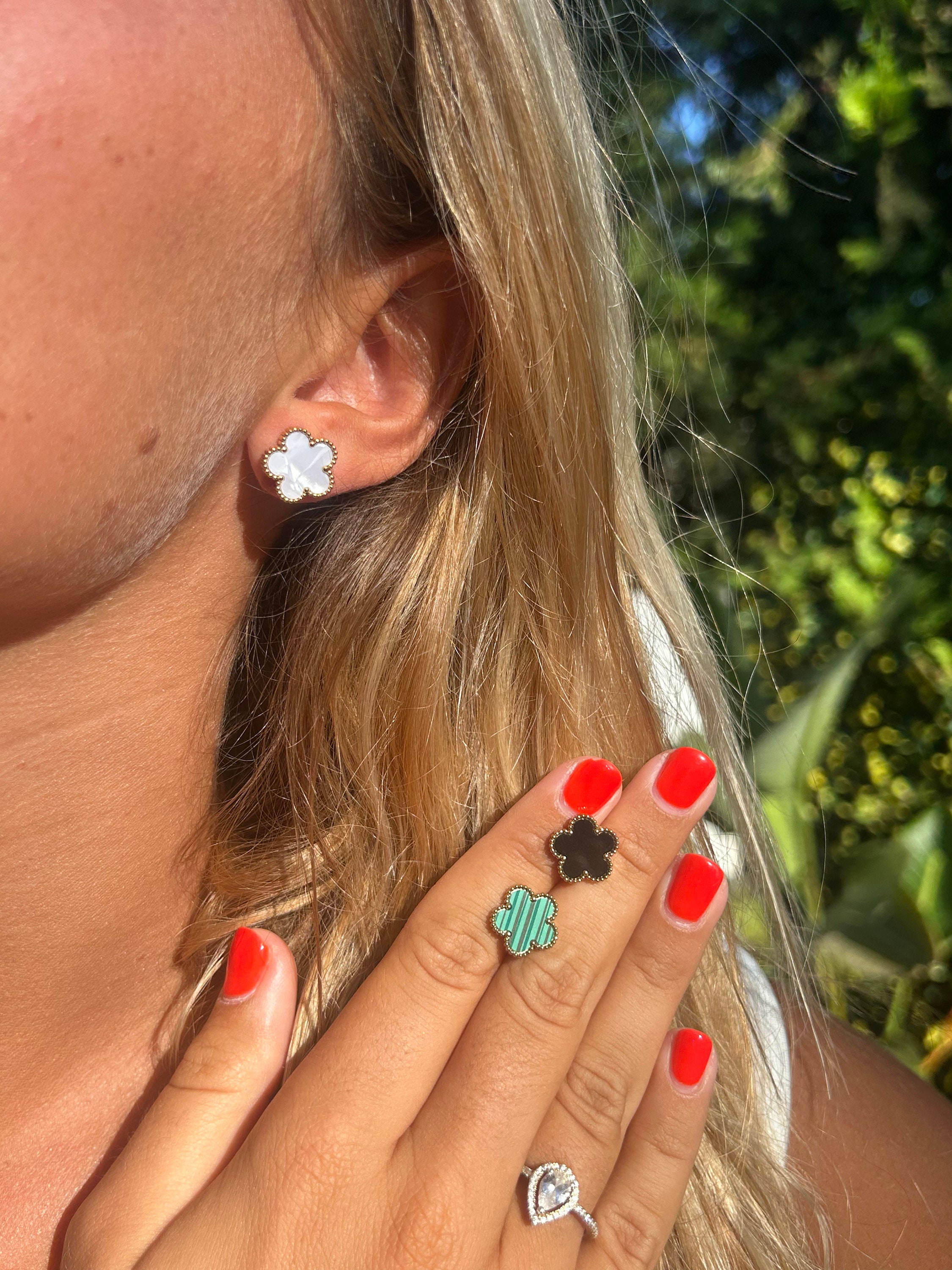 ★追跡付【BY BOE】E695/Layered Petal Studs il_fullxfull.