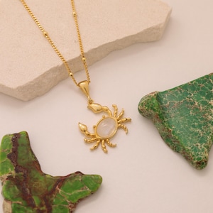Collar de cangrejo de piedra lunar, joyería de playa, signo del zodiaco Cáncer, regalo de Navidad
