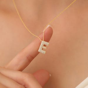 Collar con letras de burbujas pavé, collar con letras del alfabeto pavé de circonitas cúbicas, regalo de Navidad
