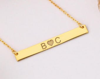 Aangepaste ketting met initialen: gepersonaliseerde sterlingzilveren sieraden