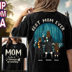 Anpassad Manager Of Mischief mamma-tröja, bästa mamma någonsin, magisk mamma-t-shirt, mamma-tröja, fantastisk mamma-tröja, trollkarlsmamma-outfit, rolig mamma-tröja