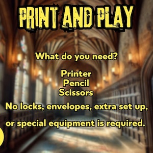 K&ouml;nnte beinhalten: Ein digitaler Download f&uuml;r ein druckbares Spiel. Das Bild zeigt einen verschwommenen Flur mit einem Schild, auf dem "DRUCKEN UND SPIELEN" steht. Der Text "Was brauchst du?" ist ebenfalls sichtbar, zusammen mit einer Liste der ben&ouml;tigten Materialien: "Drucker, Bleistift, Schere". Der Text "Keine Schl&ouml;sser, Umschl&auml;ge, zus&auml;tzliche Einrichtung oder spezielle Ausr&uuml;stung erforderlich." ist ebenfalls sichtbar.