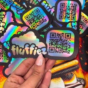 Op maat gemaakte gestanste stickers | Gepersonaliseerde waterdichte vinylstickers voor laptops, bekers en cadeaus | Duurzame en hoogwaardige ontwerpen