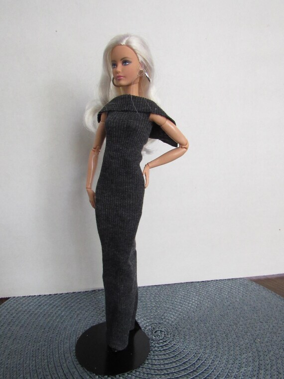 Barbie slinky knit dress