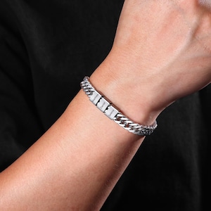 Pulsera de acero personalizada: pulsera con nombre personalizado para papá, abuelo, hijo, regalo familiar único para él, regalo del Día del Padre, el mejor regalo de ella.