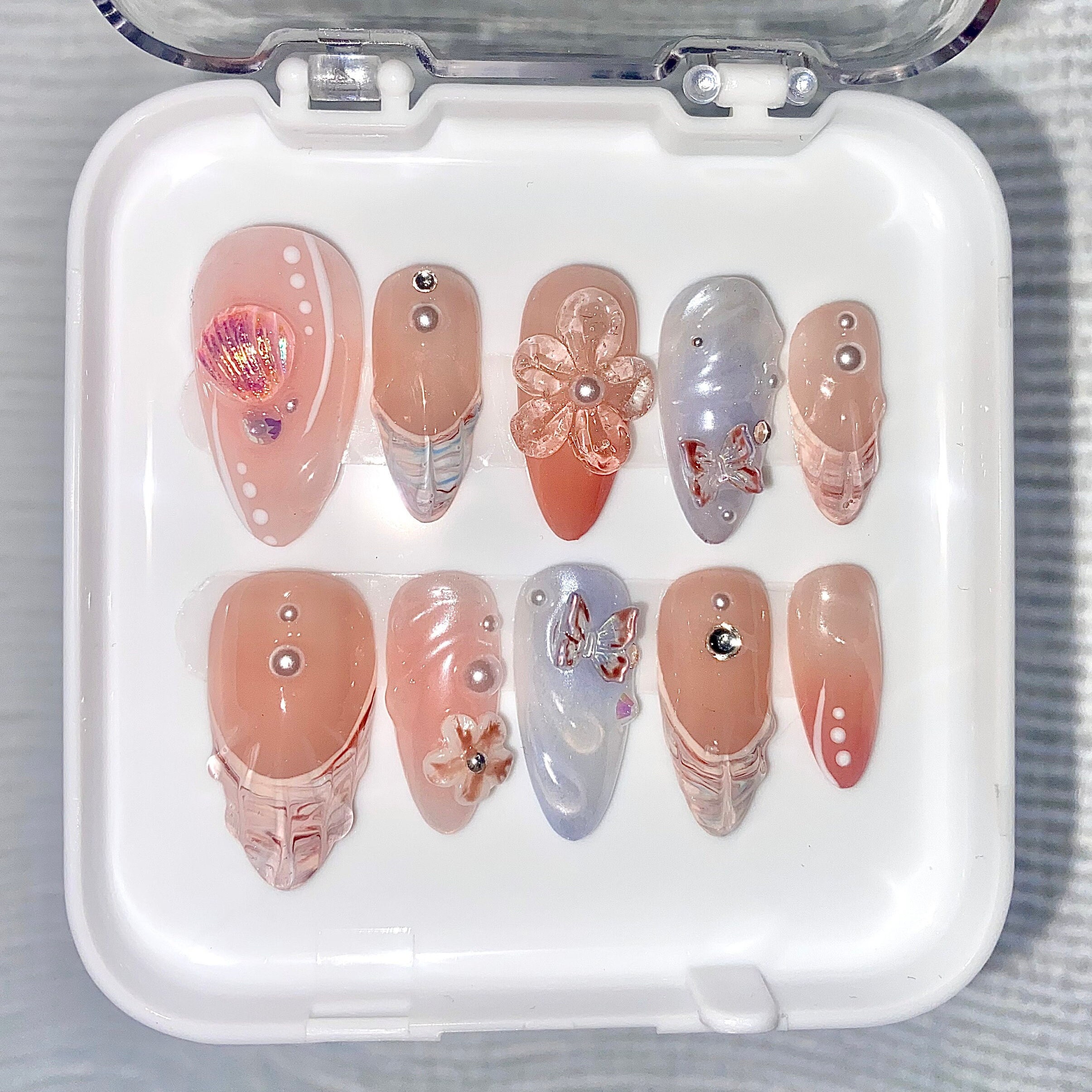 Summer Hand Made Press Ons| seashell vibes| beach inspired vacay nails
