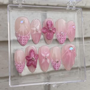 Spring Pink Flower Press Ons