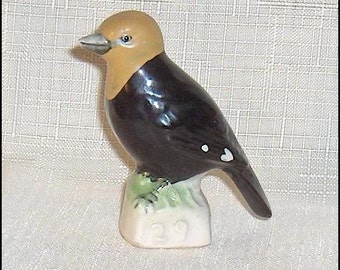 Canadian Tender Leaf Tea Premium Bird Yellow Headed Blackbird Number 29 Tenderleaf Semi-Porcelain Figurine