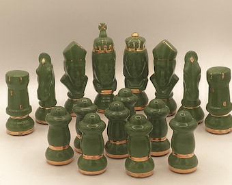 Piezas de ajedrez decorativas vintage grandes de cerámica con peso, 16 piezas, color verde con detalles dorados