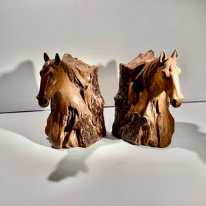 Horse Bookends Western Home Living Office Bookshelf Man Cave Library Decor Book storage Farmhouse decoration figurines statues gift for Dad