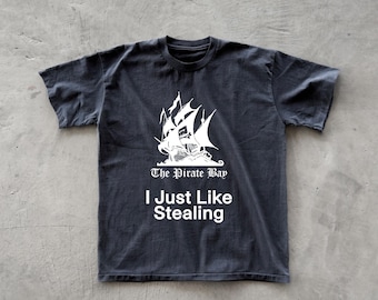 Camiseta Comfort Colors Pirate Bay: Camiseta con estampado "I Just Like Stealing"