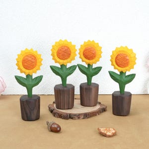 Handmade Wooden Sunflower Sculpture, Wood Sunflower Sculpture, Handcrafted Wooden Flower Figurines, Wooden Ornaments, Desk Decor, Gifts