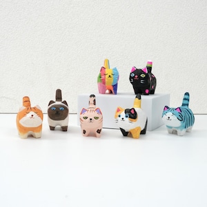 Painted Wooden Cat Sculpture, Hand-Carved Wood Cat Figurines, Mini Wooden Cat Ornaments, Desk Decor, Animals Lovers Gift, Cat Lover Gift