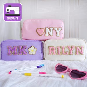 Bolsa de maquillaje personalizada, bolsa de cosméticos con nombre, bolsa de viaje, bolsa con parche, regalo de dama de honor, regalo de vuelta al cole, bolsa universitaria, bolsa con parche cosido