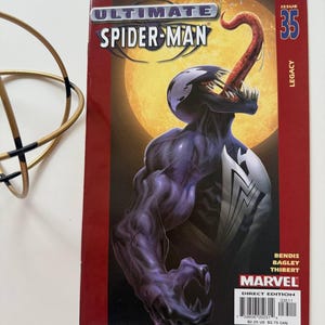 Ultimate Spider-Man #33: Venom Comic Book, Bendis & Bagley (2002)