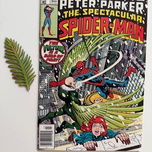 Spectacular Spider-Man #4 (1st appearance of Hitman) - Vintage comic book 1977