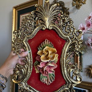 Baroque Gold Red Velvet Flower Frame