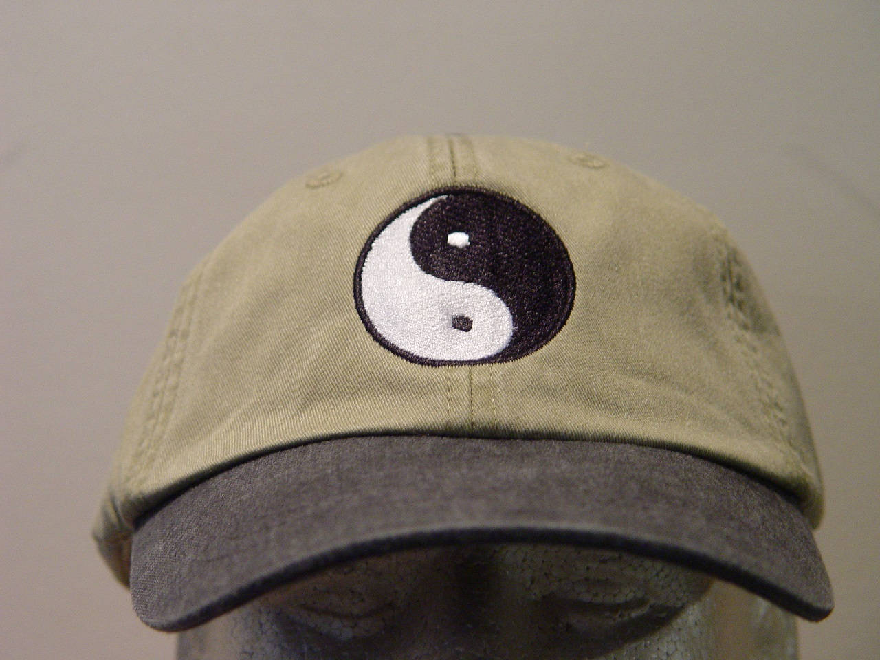 YIN YANGシンボル帽子 - 刺繍入り中国哲学メンズレディースキャップ