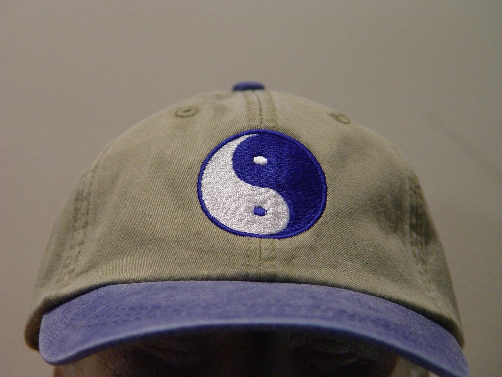 YIN YANGシンボル帽子 - 刺繍入り中国哲学メンズレディースキャップ