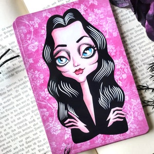 Morticia Postkarte, Limitierte Auflage, Postcrossing, Briefe, Briefwechsel, Gothic Diva