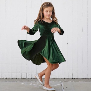 Girls Green Twirly Dress for Fall Photoshoots Winter Wedding Flower Girl Dress for Christmas Timeless Elegant Girls Demure Attire Red Dress