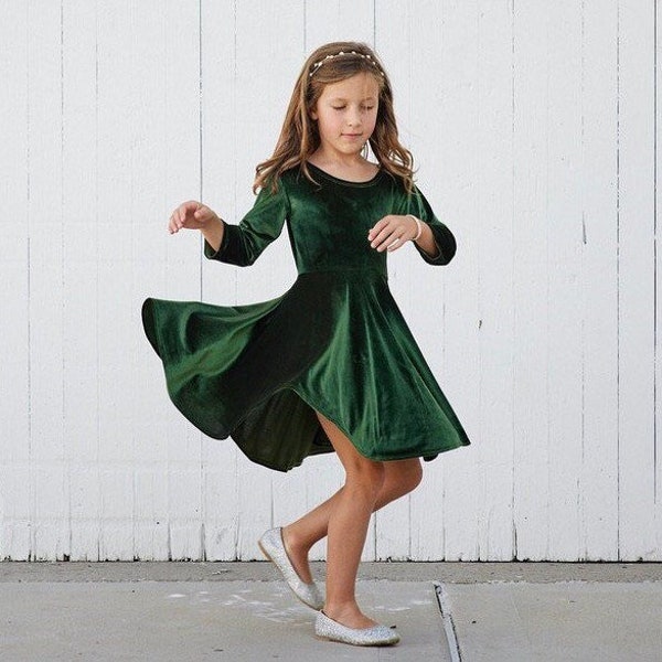 Mossy Green or Hunter Green, Velveteen Girls Twirl Dress, Holiday photoshoot, Full Circle Skirt, Super Twirly, Very Soft, Velvet