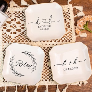 Personalized Engagement Ring Dish, Gift For Bride, Wedding Gift, Bridal Shower, Anniversary Gift, Graduation Gifts, Gifts for Her, Newlywed