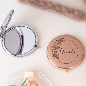 Personalized Compact Mirror, Birth Flower Pocket Mirror, Makeup Mirror Gift for Bridesmaids, Birthday Gifts, Custom Wedding Favor for Her