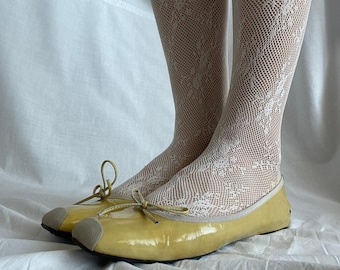 Yellow Square Toe Ballet Flats featuring Bow Applications, EU 38