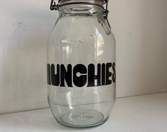 Glass canister munchies type face 3 liters