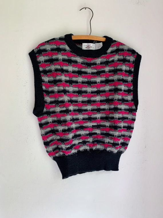 Vintage sweater vest ladies large Little Lisa pink