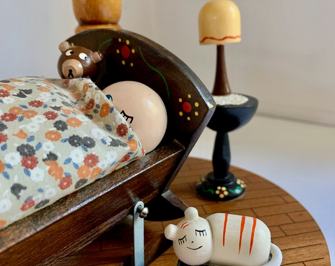 Vintage Irmi Nursery Originals Inc Girl With Flowers Children's Lamp