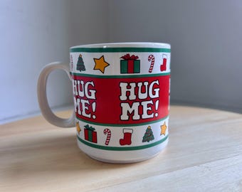 Vintage Hug Me Christmas Mug Papel Made in Korea