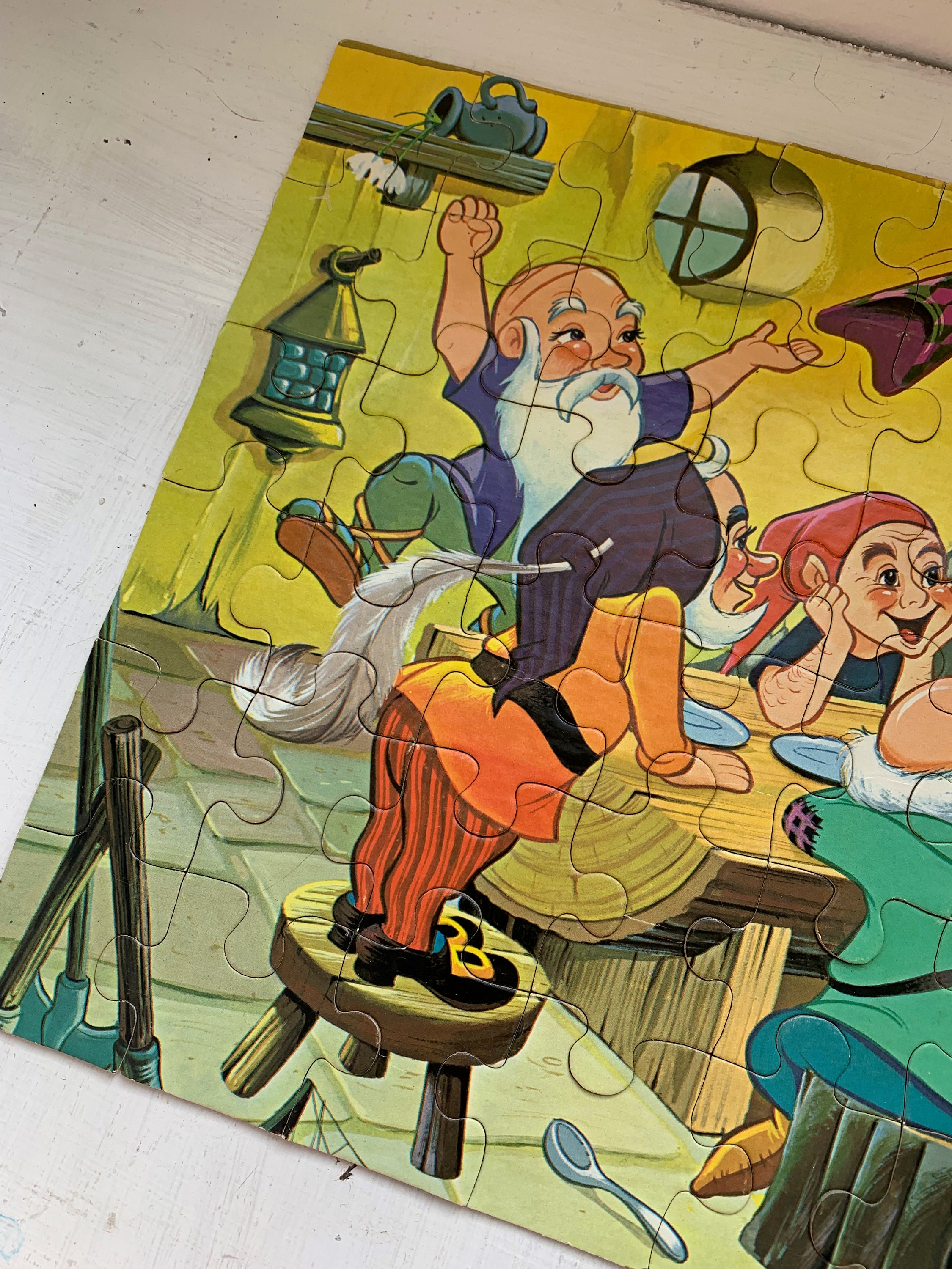 Vintage Snow White and the Seven Dwarves Puzzle 60 Pieces Milton ...