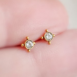 Super Comfy Nap Studs •  Clear CZ • Hypoallergenic Titanium • Gift For Her • Minimalist Style • Cartilage Tragus Conch or Lobe • Waterproof
