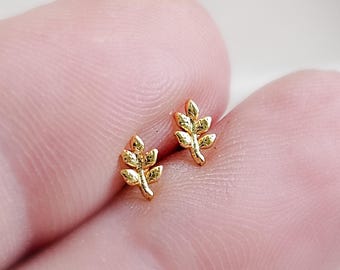 Tiny Leaf Vine Flat Back Studs • Surgical Steel Push-In Earrings • Dainty Leaves • 18G Ear Stack • Minimalist Multiple Piercing Studs