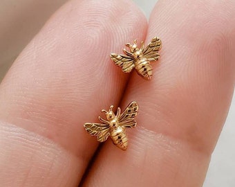 Tiny Honey Bee Studs • Dainty Bee Earrings • Bumble Bee Studs • Tiny Gold Bees • Little Bee Earring Studs • Delicate Bee Jewelry • Gift