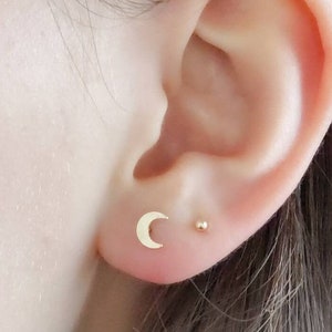 Crescent Moon Studs • Tiny Gold Earrings • Stud Earrings • Gold Crescent Moon Earrings • Minimalist Earrings • Gold Studs • Gift For Her