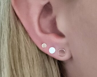 Tiny silver dots stud earring second hole piercing minimalist jewelry tiny sterling silver circle stud earring helix Studs TRIO -1