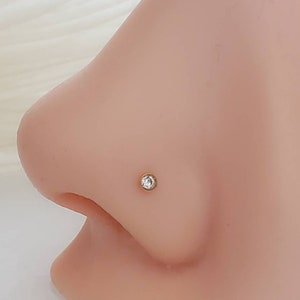 Bezel Set CZ Nose Bone •  Sparkly Nose Bone • Dainty Nose Jewelry • Gold & CZ Nose Stud • 20 Gauge • 18G • Body Jewelry • Minimalist Style