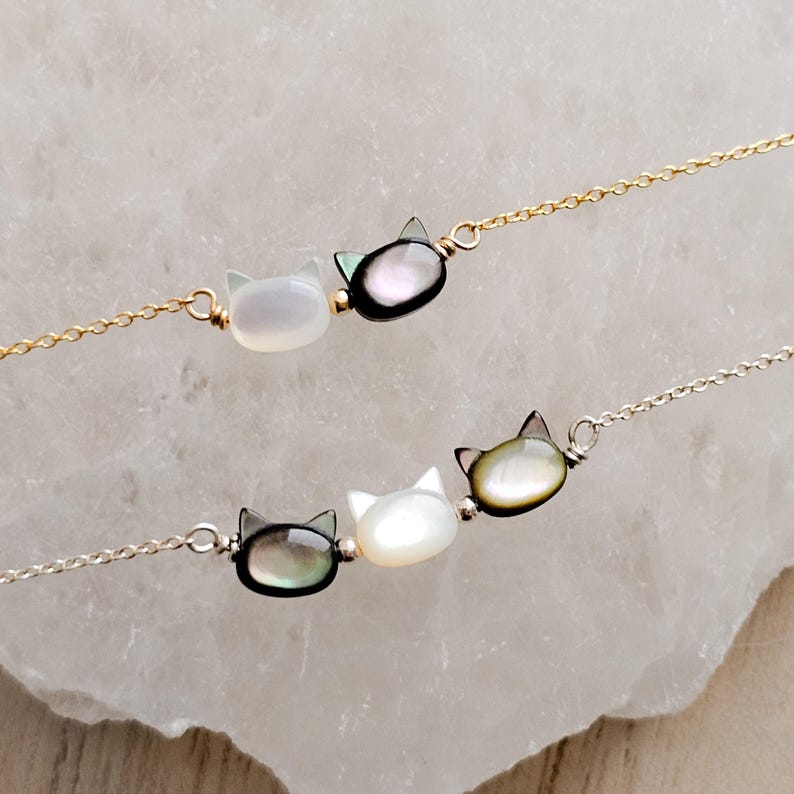 Dark Yellow Cat's Eye and Silver Acorn Necklace | Fall Acorn Necklace | Woodland Gemstone Acorn | Nature Jewelry