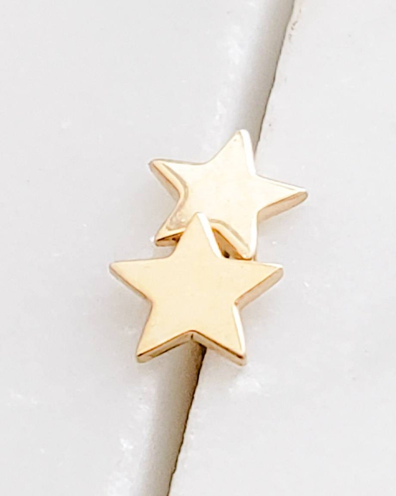 star studs gold