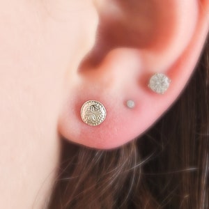 Sand Dollar Studs • Tiny Gold Earrings • Beach Themed Stud Earrings • Gold Sand Dollar Studs • Tiny Sand Dollar Earrings • Tropical Studs