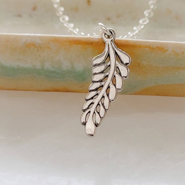 Fern Leaf Necklace • Silver Leaf Charm • Delicate Leaf Drop • Stylized Fern • Minimalist Style • Nature Jewelry • Dainty Leaf