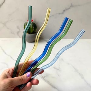 Colorful Wavy Glass Straw, Reusable Glass Straw, Iced Coffee straw, Wavy Straw, Coffee Straws, Glass Straws