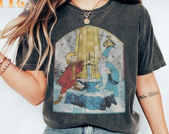 Arthur und Merlin Comfort Colors Shirt: Vintage Sword in the Stone Tee