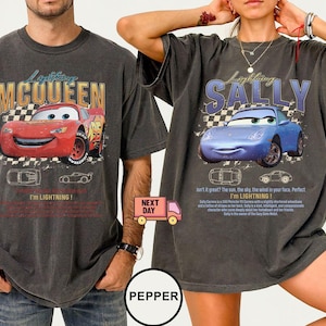 Maglietta abbinata auto d'epoca, maglietta coppia Saetta McQueen e Sally, maglietta McQueen in edizione limitata, maglietta coppia Disney, maglietta regalo Disney