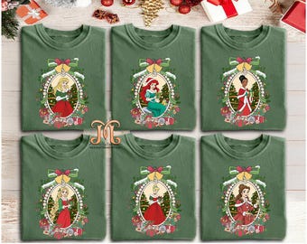 Camiseta navideña personalizada de las princesas Disney, camiseta navideña de las princesas Disney, camiseta navideña familiar Disney, camiseta de viaje a Disney