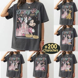 Magliette per famiglie "Viaggio Disney retrò 2026", maglietta "Vacanza in famiglia Disney 2026", maglietta "Viaggio al castello Disney", maglietta "Viaggio Disney 2026", maglietta con nome personalizzato