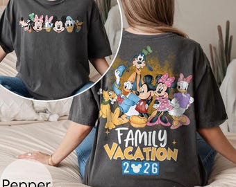 ディズニーファミリーバケーションシャツ、ディズニーワールドミッキーと仲間たちのシャツ、ディズニーファミリー2026Tシャツ、レトロなディズニー旅行